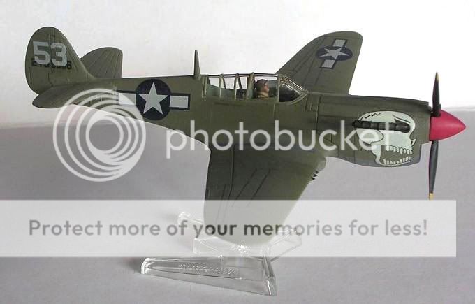 Curtiss P 40 Warhawk Matchbox 1/72 (VINTAGE) P403