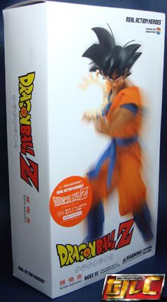 MEDICOM RAH - Dragon Ball Z Goku1