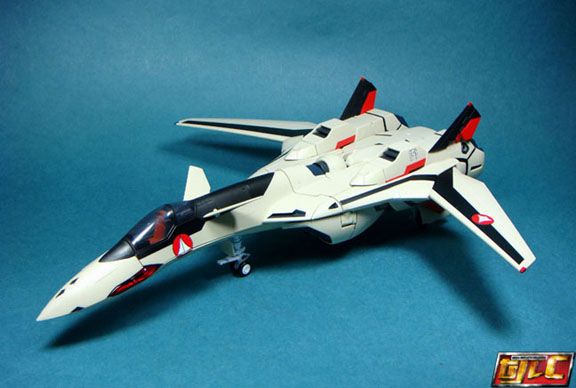Arcadia Macross Plus 1/60 YF-19 with Fast Pack | Brave Fortress