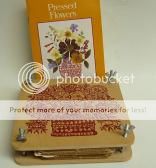 Vintage 1980s Flower Press w/ Note Cards, Instructions  