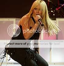 Na sceni Hilary_duff_ama03_GI