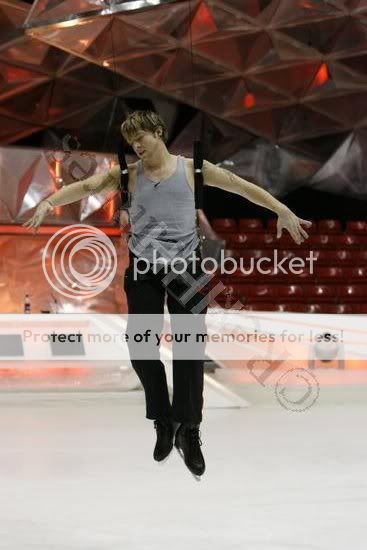 Dancing On the ice =) 4