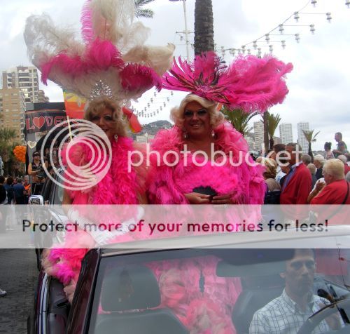 Benidorm Pride 2011 (Hình và Video) LT-12200p15-BenidormPride2011