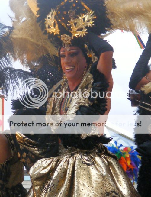 Benidorm Pride 2011 (Hình và Video) LT-12200p19-BenidormPride2011