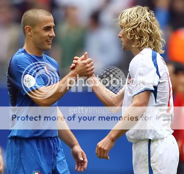 للاشخاص اصحاب الروح الرياضية......... Cannavaro-Nedved