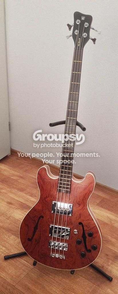 WarwickStarbassII_front_zps3d3891d1.jpg