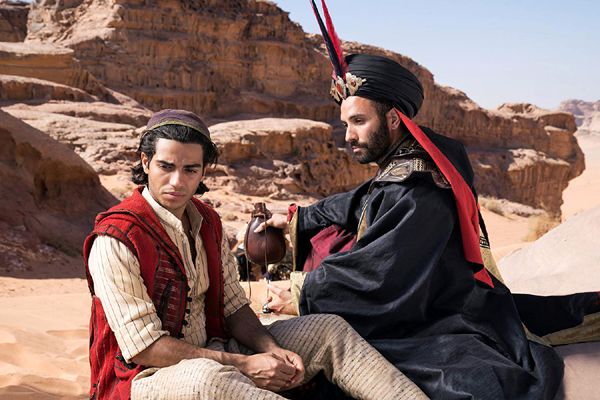 Jafar (Marwan Kenzari) makes Aladdin an offer he can't refuse in ALADDIN.
