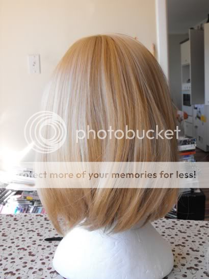 [seller] Wigs - Short blonde and short white 5615b1ab
