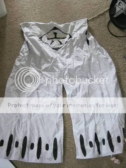 [seller] Bleach Cosplay (Hakama, Haori, undershirt, captian coat if wanted) 9407815b
