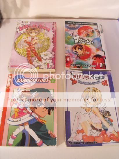 [Seller] Manga; Anime; Wigs; Pins; Books; etc DSCF2008