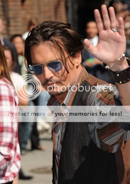 Johnny en el Late Show de David Letterman JD-LettermanJune25-20091