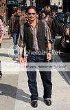 Johnny en el Late Show de David Letterman Th_JD-LettermanJune25-20092