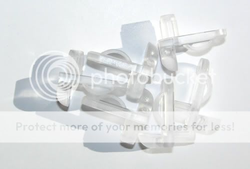 16 X Clear Shelf Supports Pegs With Safety Catch For Up To 6mm
