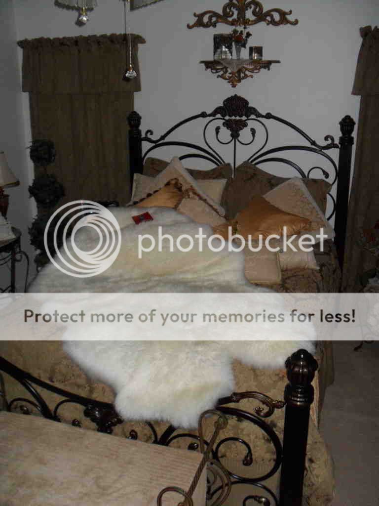 features bowron sheepskin ivory pelt rug is handmade genuine sheepskin 