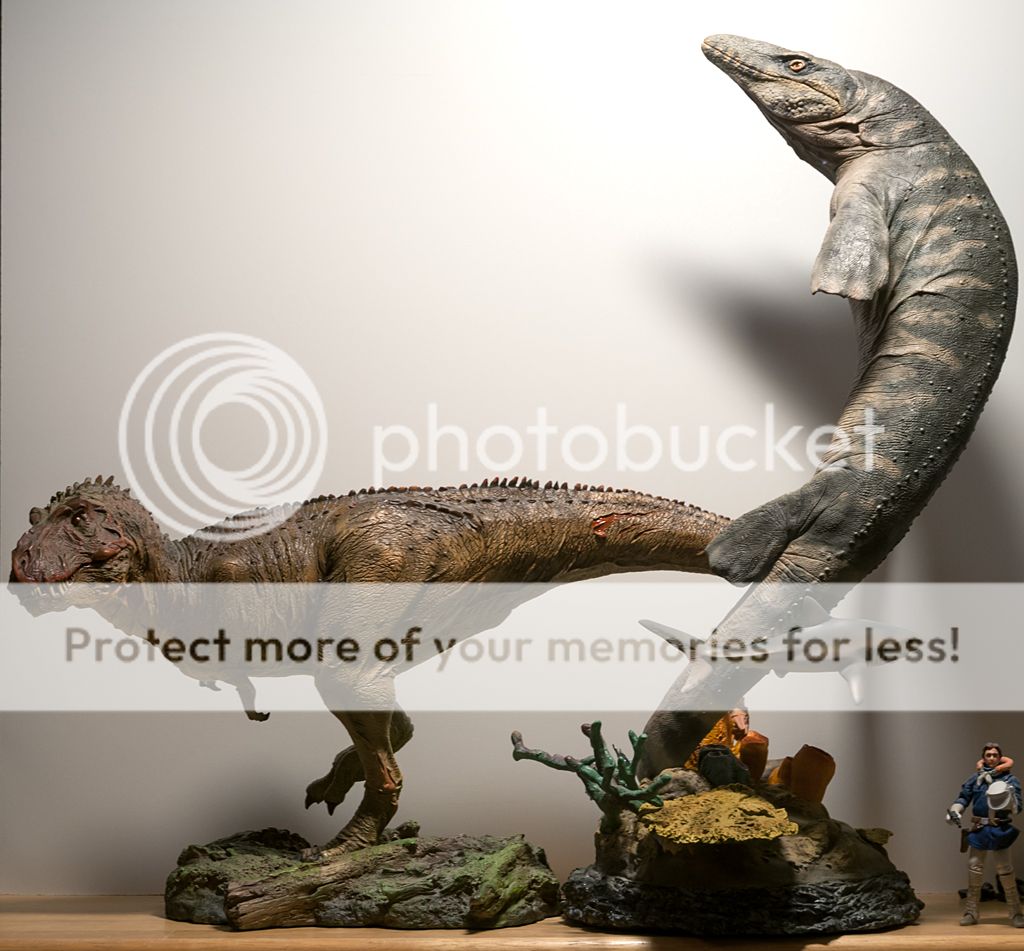 [Sideshow] Dinosauria - Mosasaur Statue - LANÇADO!!! - Página 2 Comp-small_zpsc767f40e