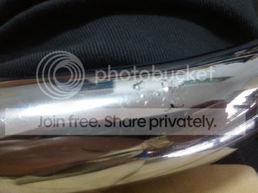 cracked carbon handlebar