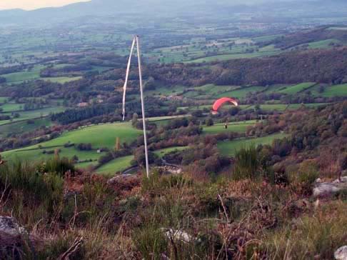 Et pourquoi pas un parapente dans sa valise ? Parapente1