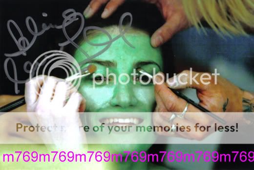 Wicked Signed Make Up w Idina Menzel Kristin Chenoweth