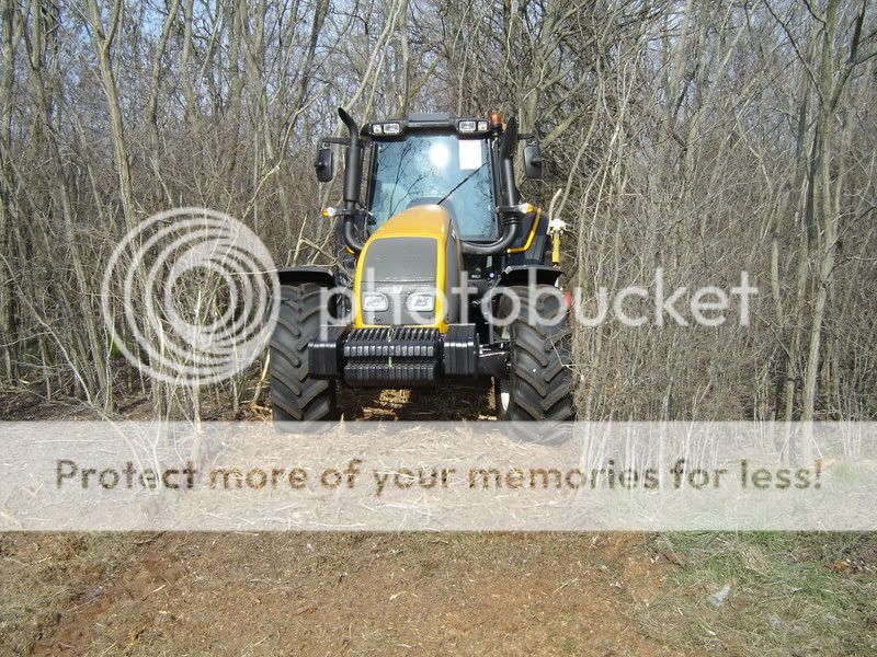 Valtra DSC02885