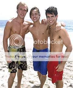 Gaydy, Spongebob and Shawn Duh at the beach