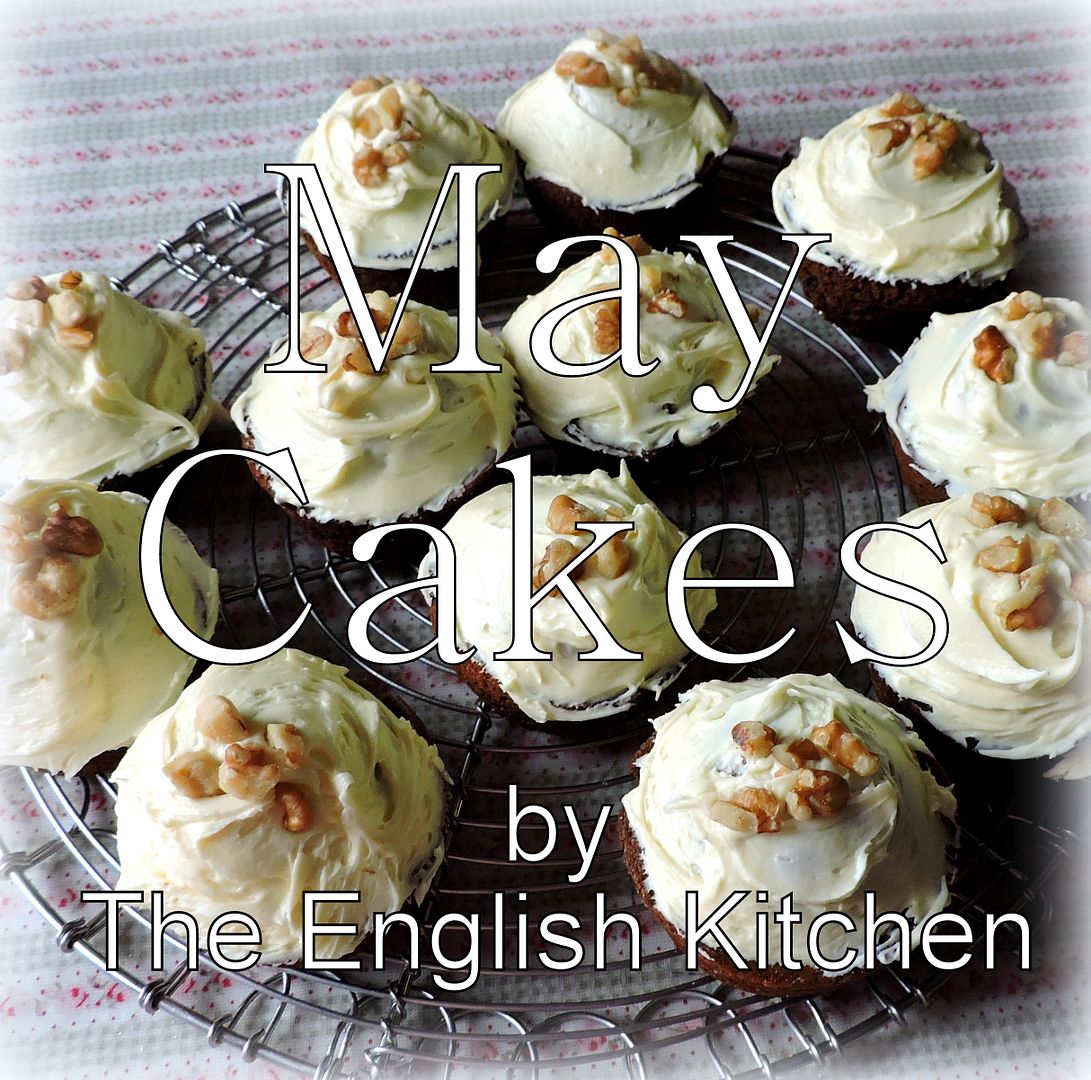 May Cakes with a Vanilla Buttercream