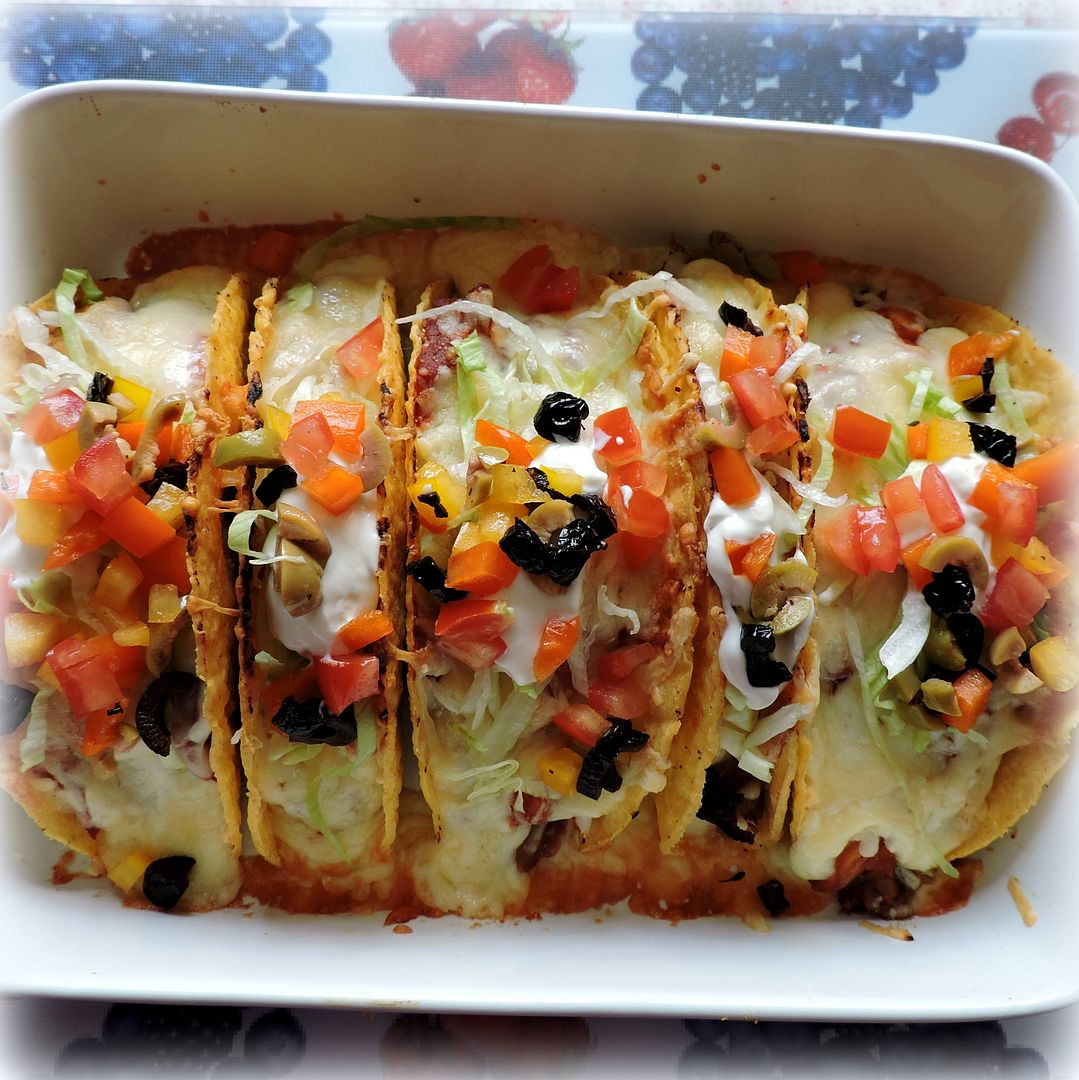 Oven-Baked Spicy Chicken Tacos