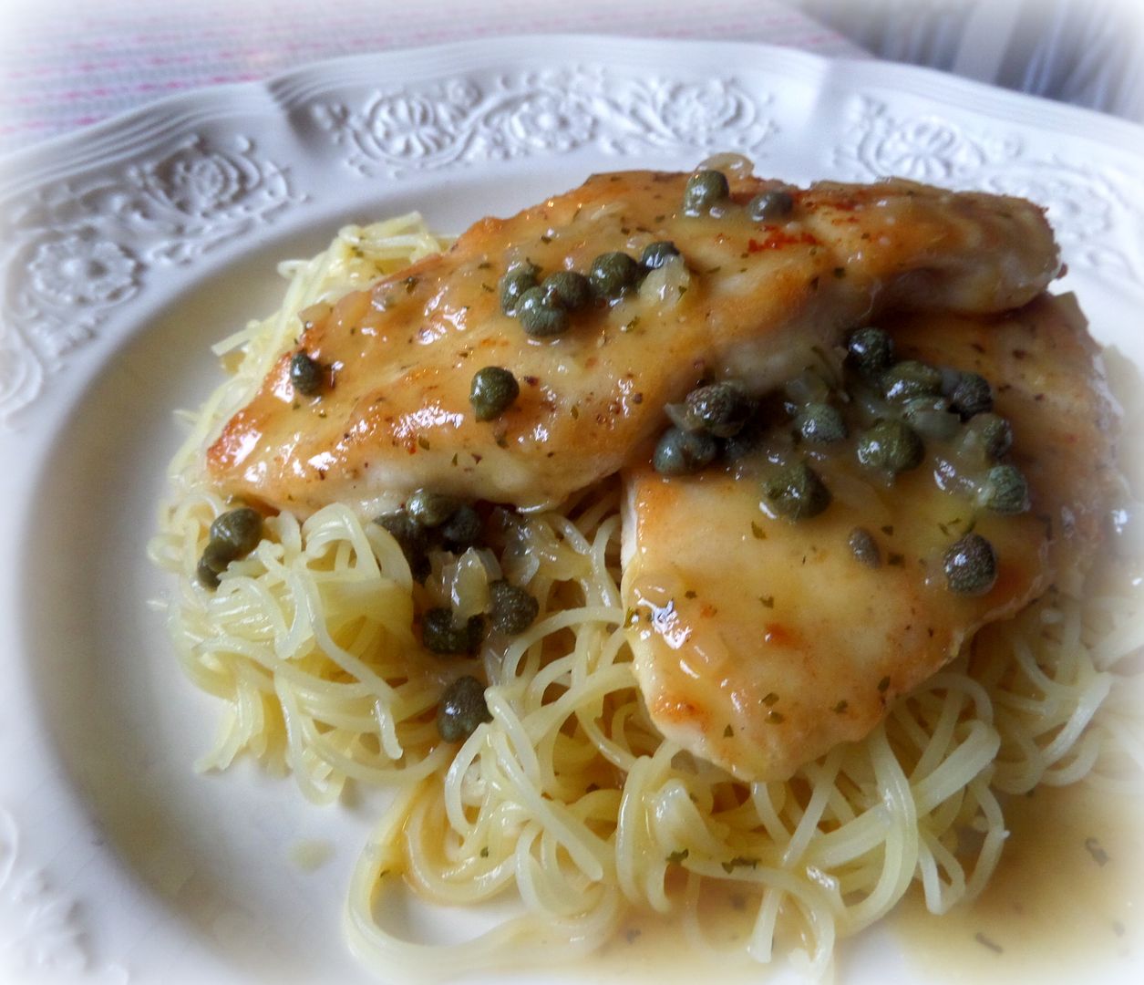 Chicken Filets with Lemon and Capers