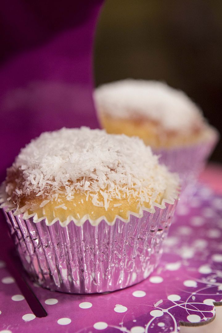  photo coconut cupcakes 2_zpsrzselk5j.jpg