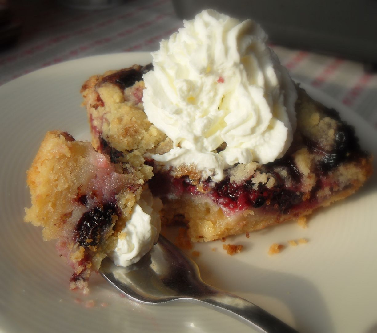 Bumbleberry Pie Tray Bake