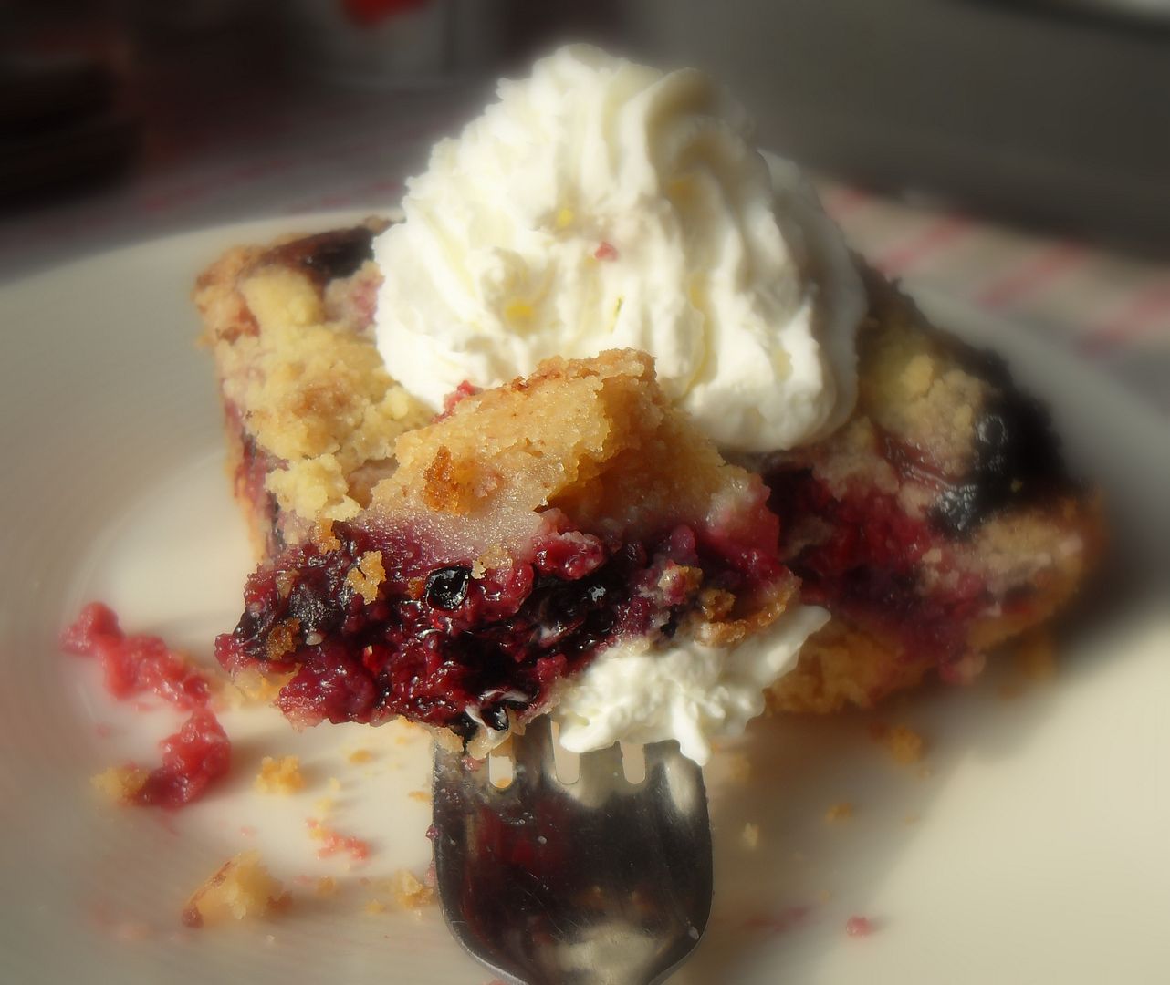 Bumbleberry Pie Tray Bake