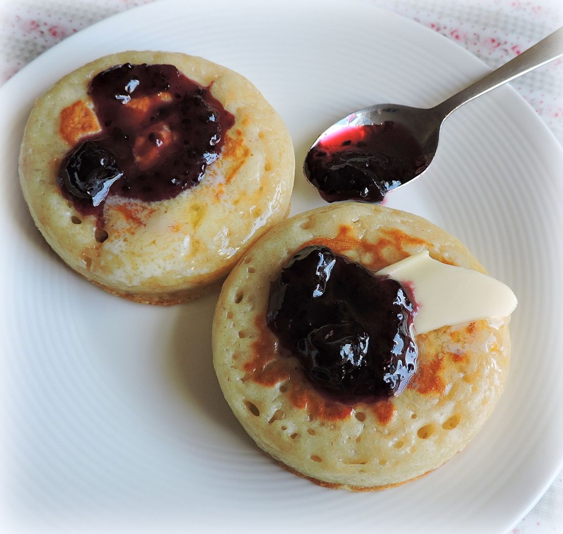 Homemade Crumpets