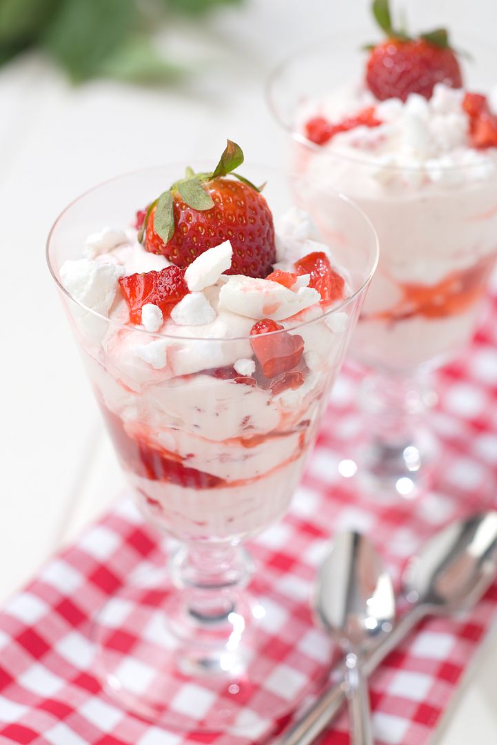  photo Eton mess_2_zpsfqfctbiz.jpg