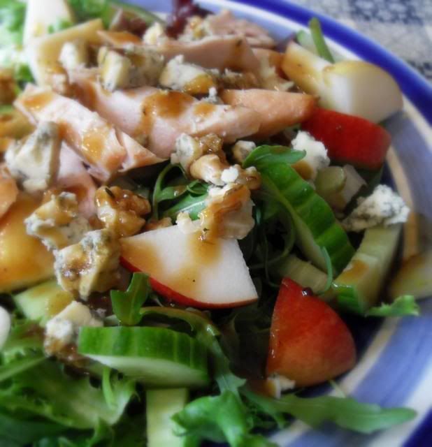 Chicken, Cheese and Rocket Salad