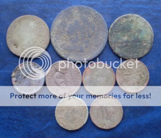 1723, 1864, buckles and buttons P5020027