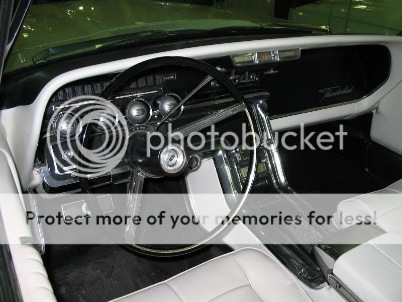 Le musée de l'auto ancienne de Richmond Photo700