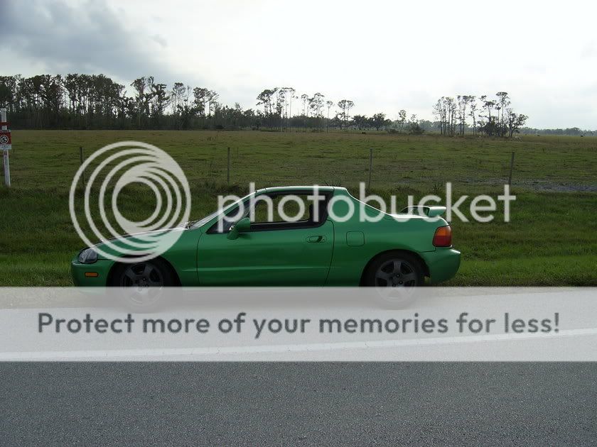 your car pics and info here! SA400116