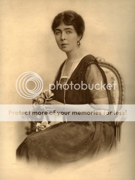 Historia de la Casa Real de Grecia - Página 11 449px-Margaret_of_Connaught