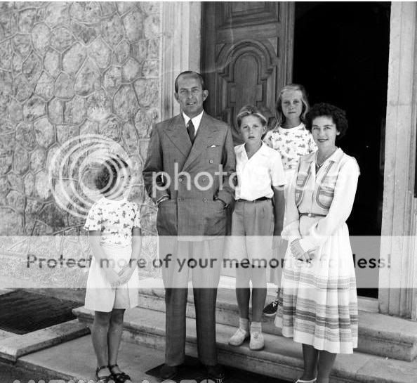 Historia de la Casa Real de Grecia - Página 8 Family1950