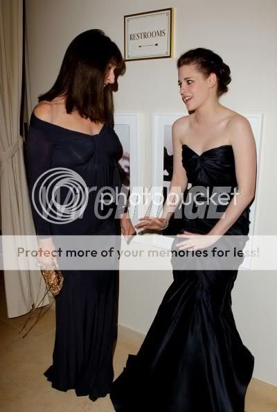 2010 Vanity Fair Oscar Party - Photo's Anna, Kristen & Taylor Kristen3-6