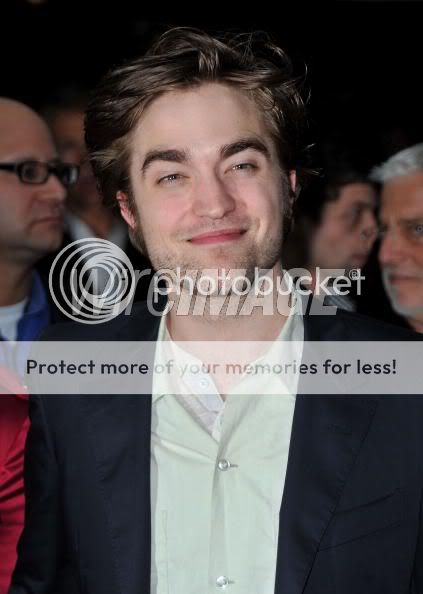 "Remember Me" Premiere - Rob and Kristen - Photo's Rob3