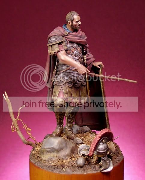 Primus Pilus finish | planetFigure | Miniatures