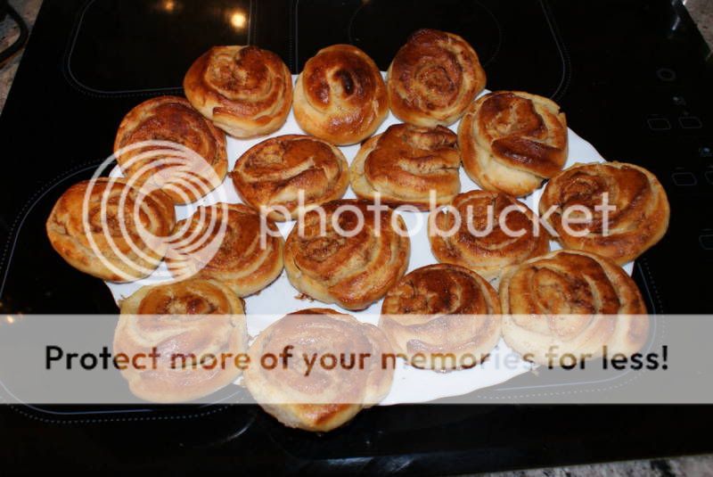 cinnamonrolls-1.jpg
