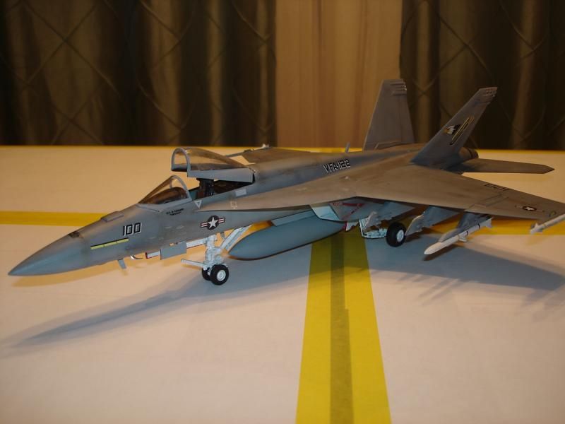 F/A 18-E Super Hornet 1/48 scale - Página 2 DSC00607_zpsf689c55f