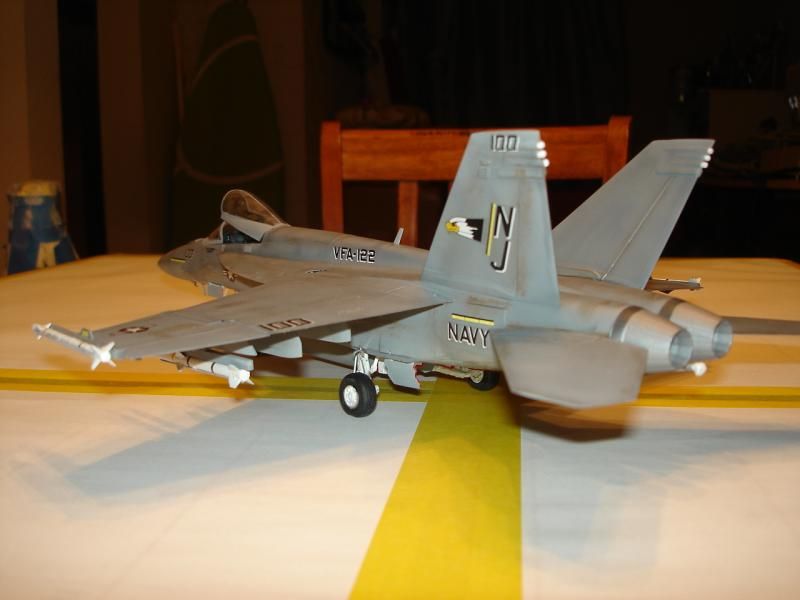 F/A 18-E Super Hornet 1/48 scale - Página 2 DSC00608_zpse6c84d69
