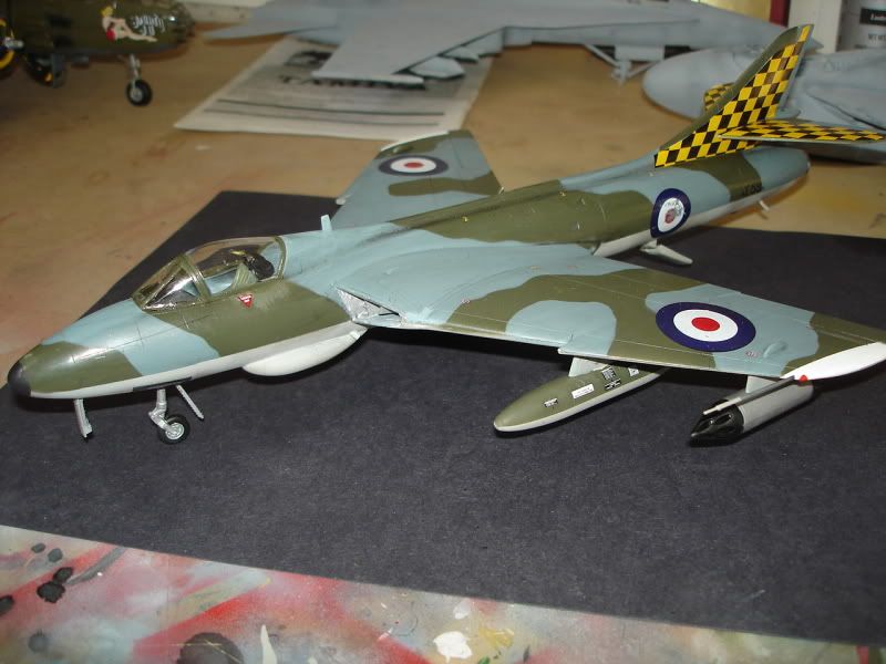 Hawker Hunter F.6  escala 1/48 scale - Página 2 DSC07210