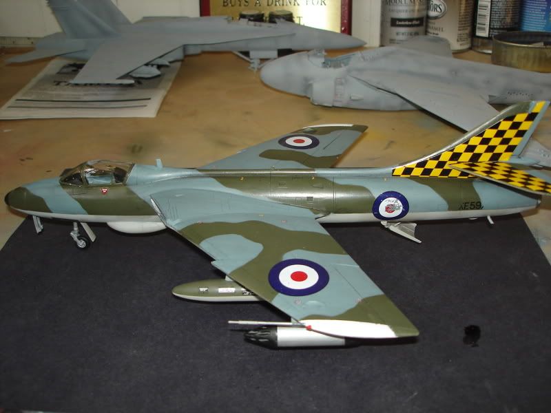 Hawker Hunter F.6  escala 1/48 scale - Página 2 DSC07213