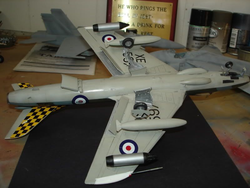 Hawker Hunter F.6  escala 1/48 scale - Página 2 DSC07216
