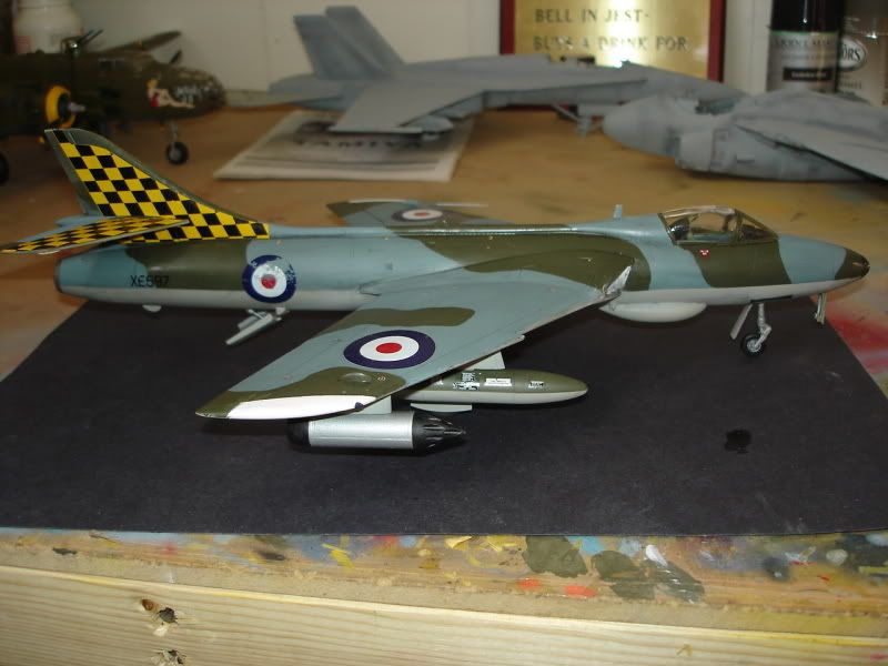 Hawker Hunter F.6  escala 1/48 scale - Página 2 DSC07220