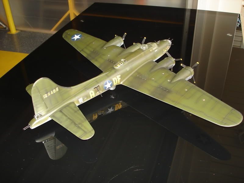 B-17 F escala 1/48 Aviones1026