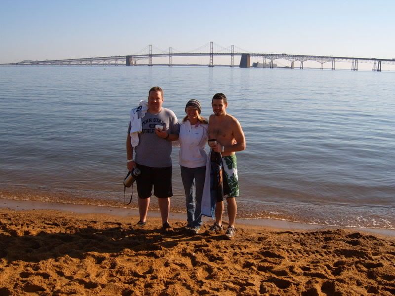 I'm Jumpin in the Bay! PolarBearPlunge2007015